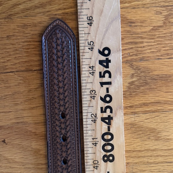 Ariat Brown Leather Belt with Silver Buckle and Colorful - Picture 12 of 12